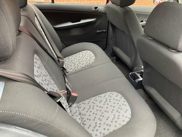 Skoda Fabia 1.2 Htp 12V Ambiente Red #49