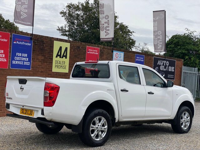 Nissan Navara Dci Visia 4Wd Euro White #3