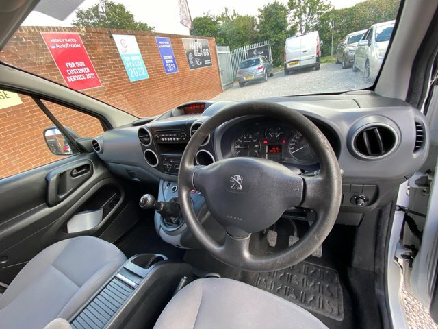 Peugeot Partner Hdi 850 S L1 White #6