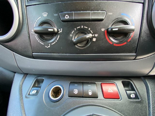 Peugeot Partner Mpv Silver #12