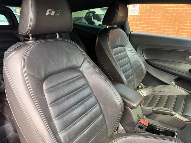 Volkswagen Scirocco R Line Tdi Bluemotion Black #35