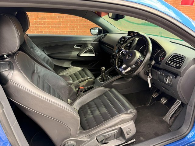 Volkswagen Scirocco R Line Tdi Bluemotion Black #27