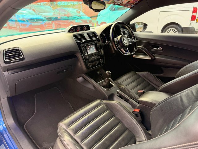 Volkswagen Scirocco R Line Tdi Bluemotion Black #43