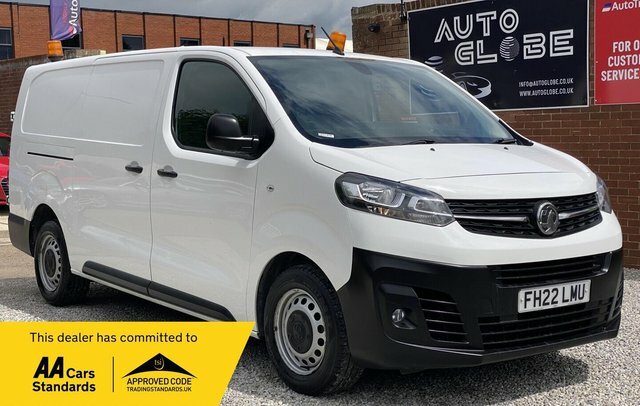 Vauxhall Vivaro Turbo D 3100 Dynamic FH22LMU White