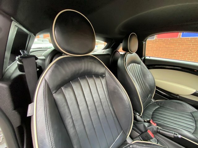 Mini Coupe Cooper White #23