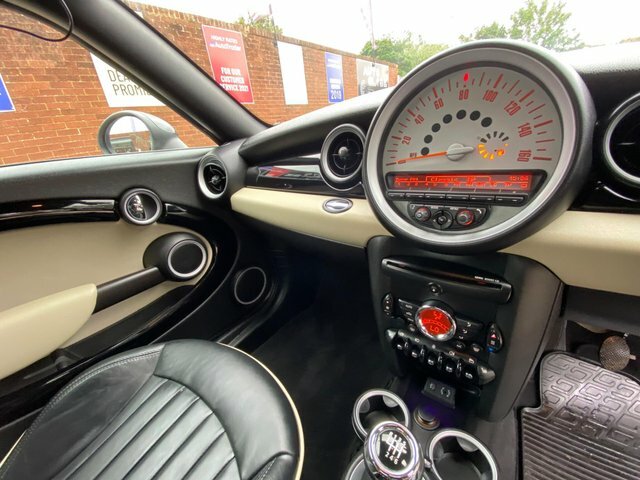 Mini Coupe Cooper White #13