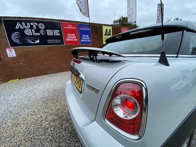 Mini Coupe Cooper White #42