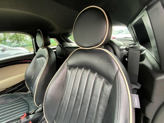 Mini Coupe Cooper White #24