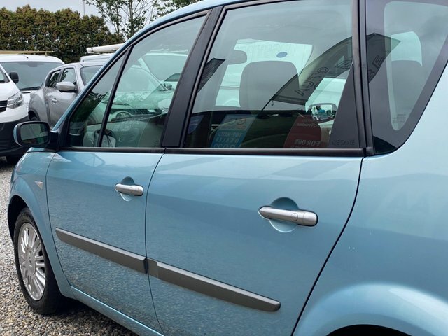 Renault Scenic Dci Dynamique S Grey #31