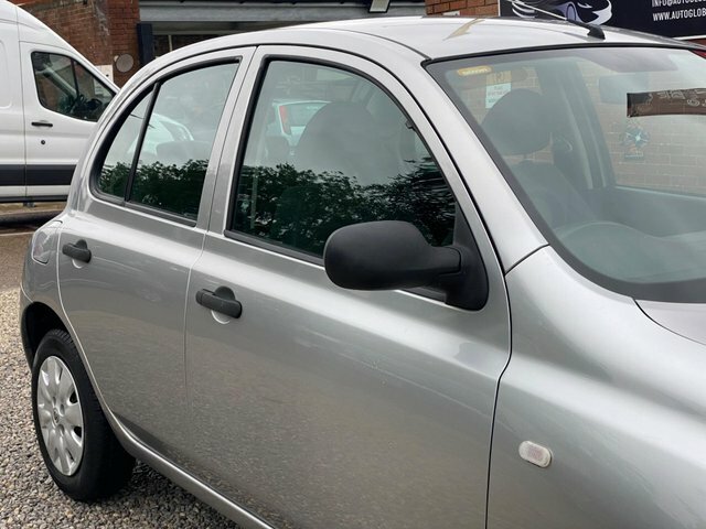 Nissan Micra 16V S Silver #6
