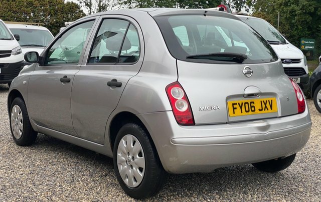 Nissan Micra 16V S Silver #3