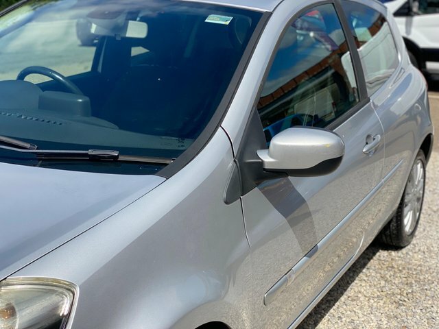 Renault Clio 1.1 I-music 75 Silver #13