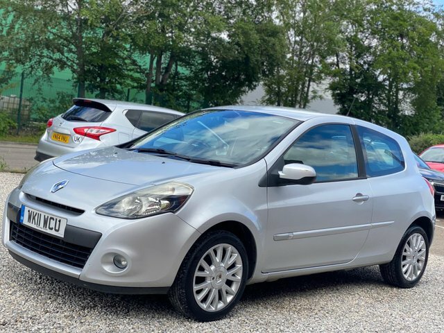 Renault Clio 1.1 I-music 75 Silver #27