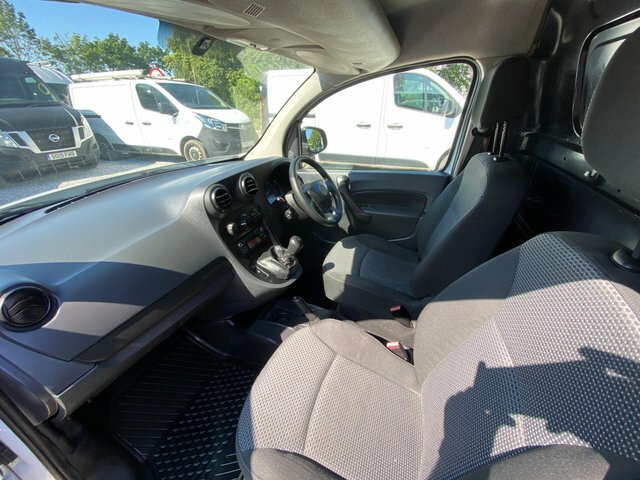 Mercedes-Benz CITAN White #14