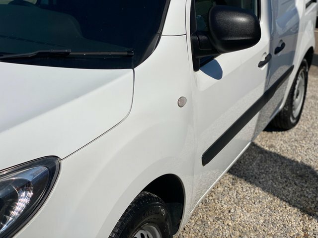 Mercedes-Benz CITAN White #32