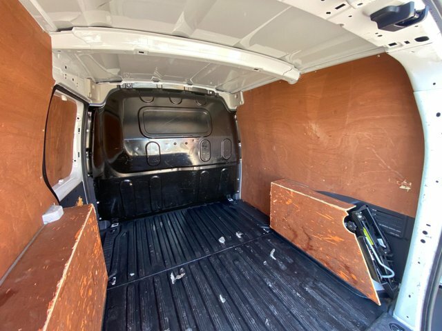 Mercedes-Benz CITAN White #15