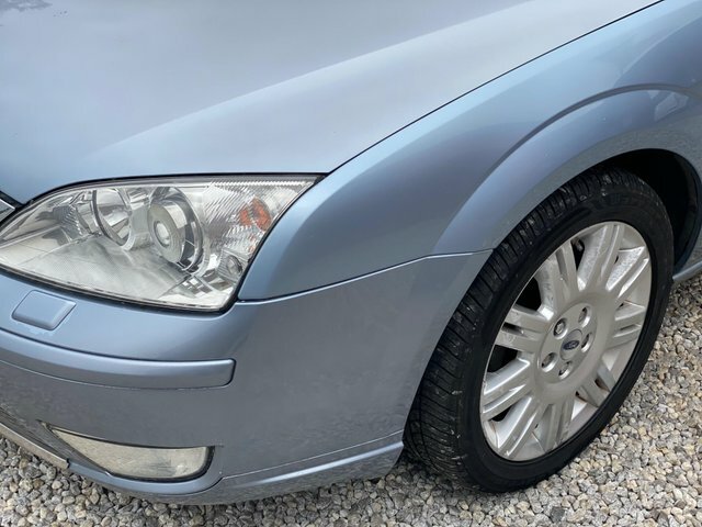 Ford Mondeo 2.0 Zetec Blue #20