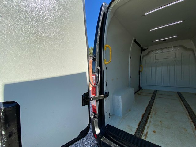 Nissan NV400 Dci 35 Se Panel Blue #17