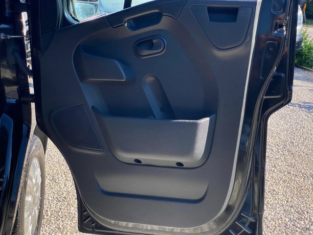 Nissan NV400 Dci 35 Se Panel Blue #24