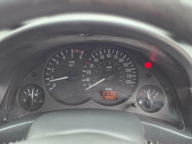 Vauxhall Combo 1700 16V Panel Van Red #8