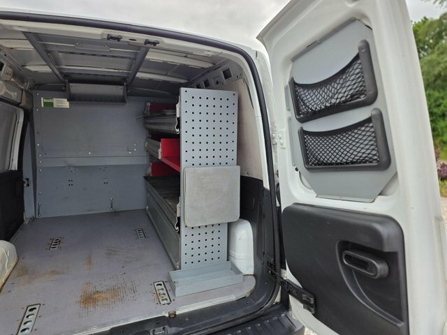 Vauxhall Combo 1700 16V Panel Van Red #28