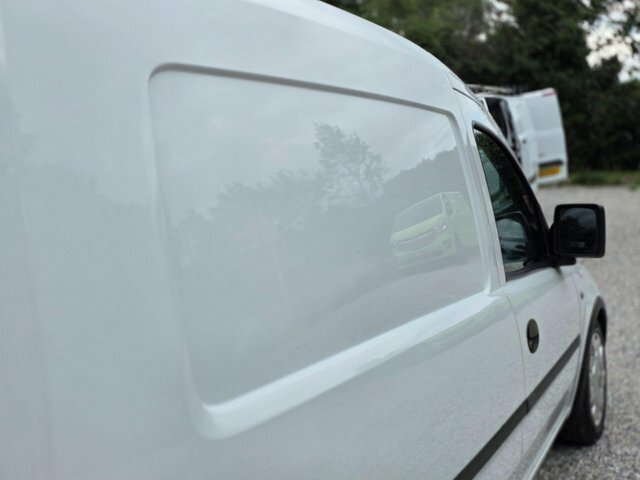 Vauxhall Combo 1700 16V Panel Van Red #25