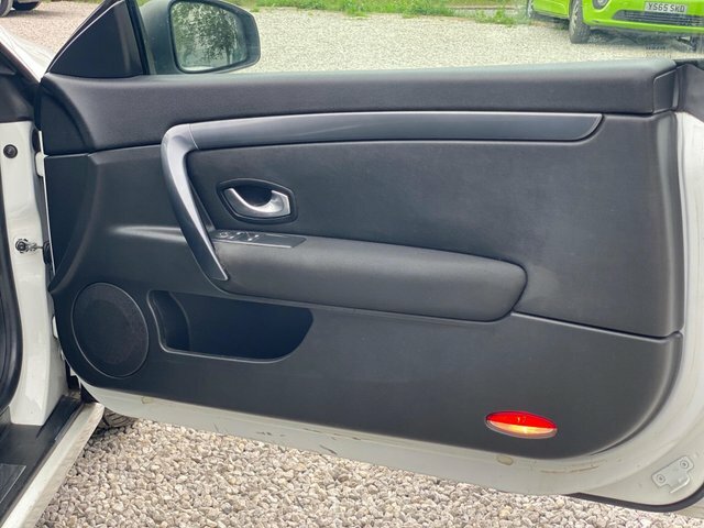 Renault Laguna 2.0 Dci Gt Line Tomtom Tourer Euro 5 Silver #30