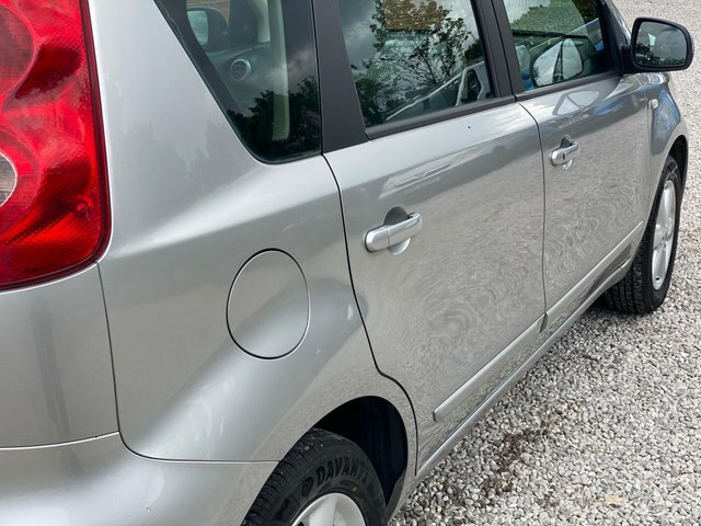 Nissan Note Hatchback 1.6 16V Acenta R Euro 4 200808 Red #29
