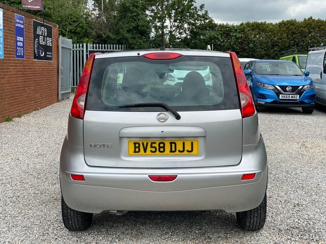Nissan Note Hatchback 1.6 16V Acenta R Euro 4 200808 Red #45