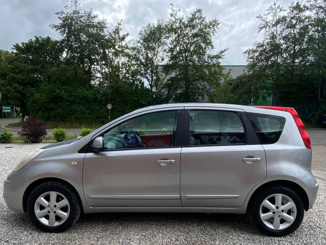 Nissan Note Hatchback 1.6 16V Acenta R Euro 4 200808 Red #35