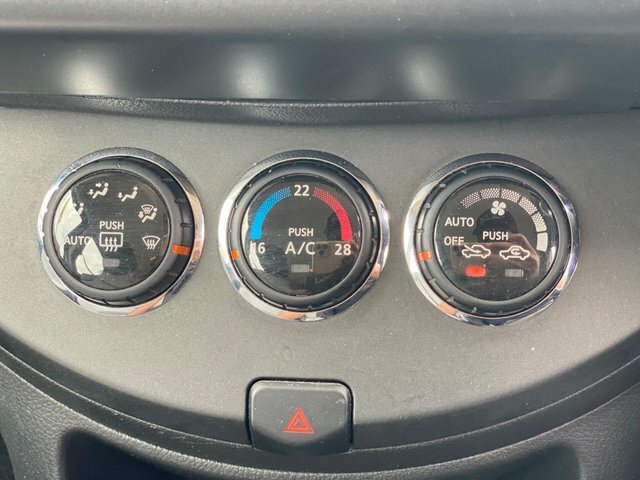 Nissan Note Hatchback 1.6 16V Acenta R Euro 4 200808 Red #8