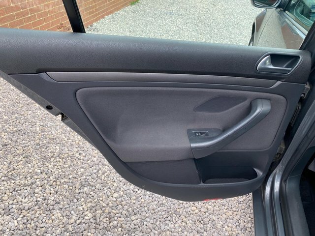 Volkswagen Golf Hatchback 1.9 Tdi Se 200606 Blue #29