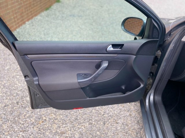 Volkswagen Golf Hatchback 1.9 Tdi Se 200606 Blue #19