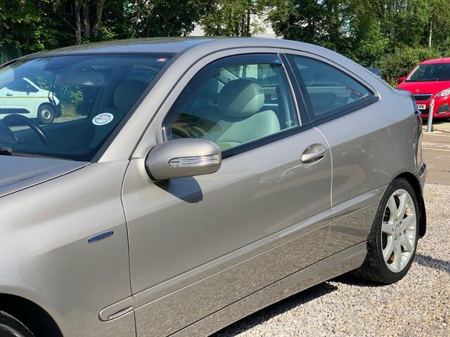 Mercedes-Benz C Class Coupe 1.8 C180 Kompressor Sport Edition 2006 Silver #36