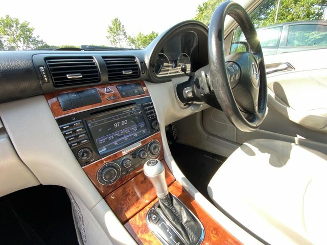 Mercedes-Benz C Class Coupe 1.8 C180 Kompressor Sport Edition 2006 Silver #26