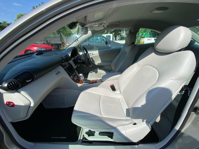 Mercedes-Benz C Class Coupe 1.8 C180 Kompressor Sport Edition 2006 Silver #18