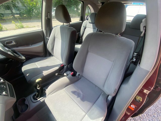 Nissan Almera Tino Mpv Silver #27