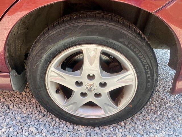 Nissan Almera Tino Mpv Silver #31