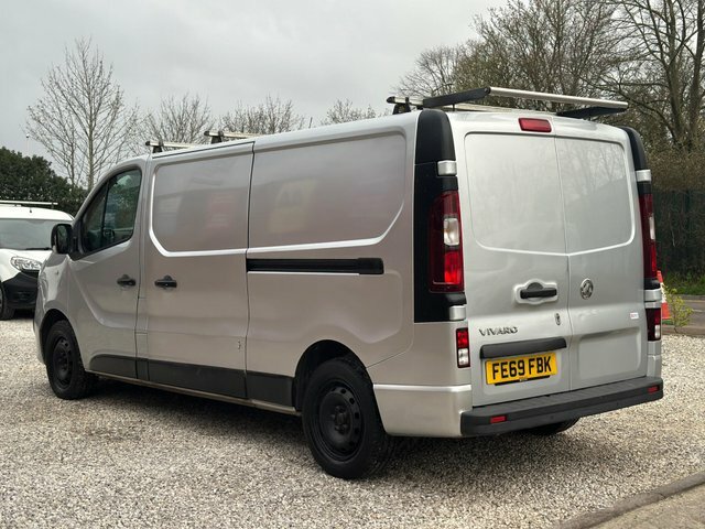 Vauxhall Vivaro Cdti 2900 Sportive L2 Silver #3