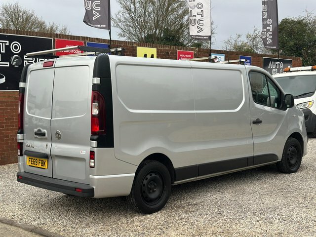 Vauxhall Vivaro Cdti 2900 Sportive L2 Silver #4