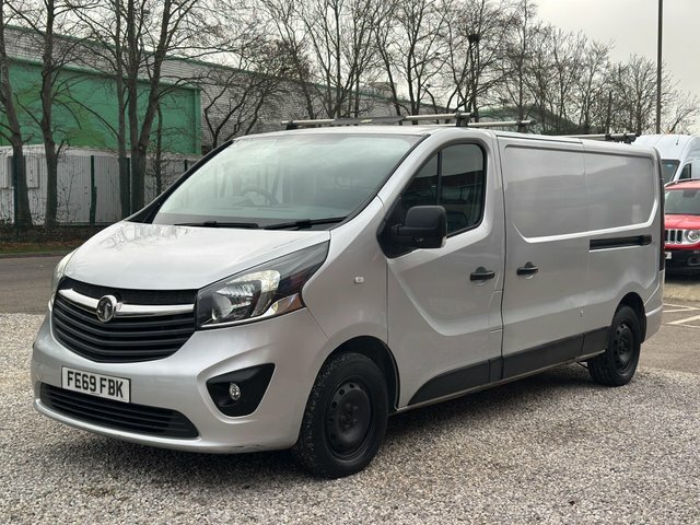 Vauxhall Vivaro Cdti 2900 Sportive L2 Silver #2