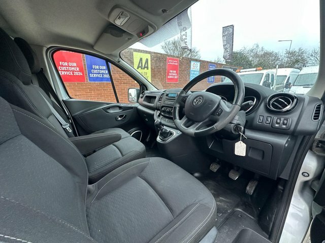 Vauxhall Vivaro Cdti 2900 Sportive L2 Silver #5