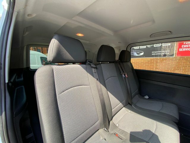 Mercedes-Benz Vito 111Cdi Van White #19