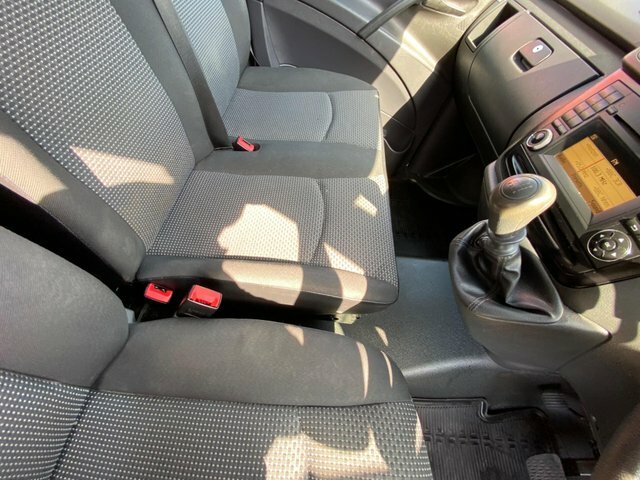 Mercedes-Benz Vito 111Cdi Van White #41