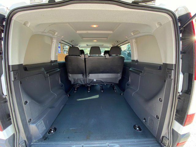 Mercedes-Benz Vito 111Cdi Van White #28