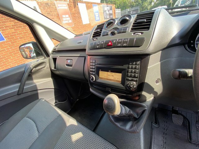 Mercedes-Benz Vito 111Cdi Van White #34