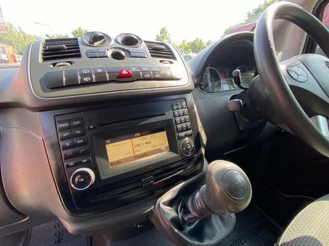 Mercedes-Benz Vito 111Cdi Van White #24