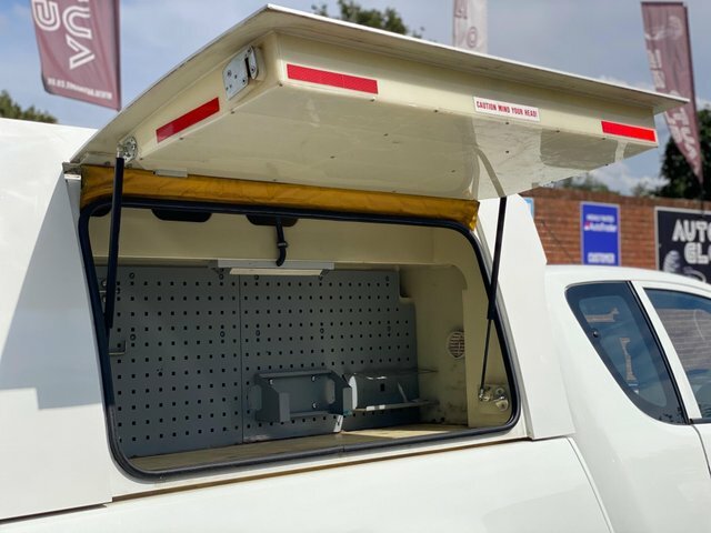 Mitsubishi L200 Pickup 2.5 Di-d Warrior 4Wd Euro 5 Lb 2012 White #8