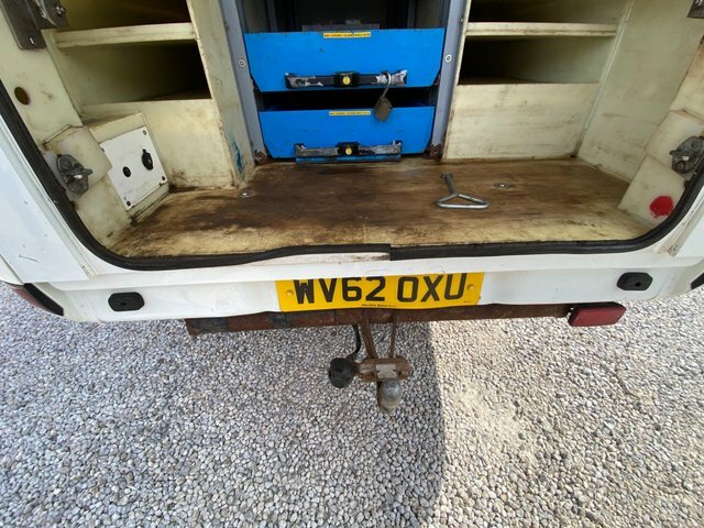 Mitsubishi L200 Pickup 2.5 Di-d Warrior 4Wd Euro 5 Lb 2012 White #28