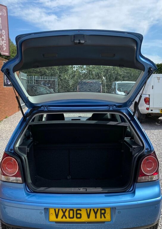 Volkswagen Polo 2006 1.4 S Tdi 68 Bhp Blue #32